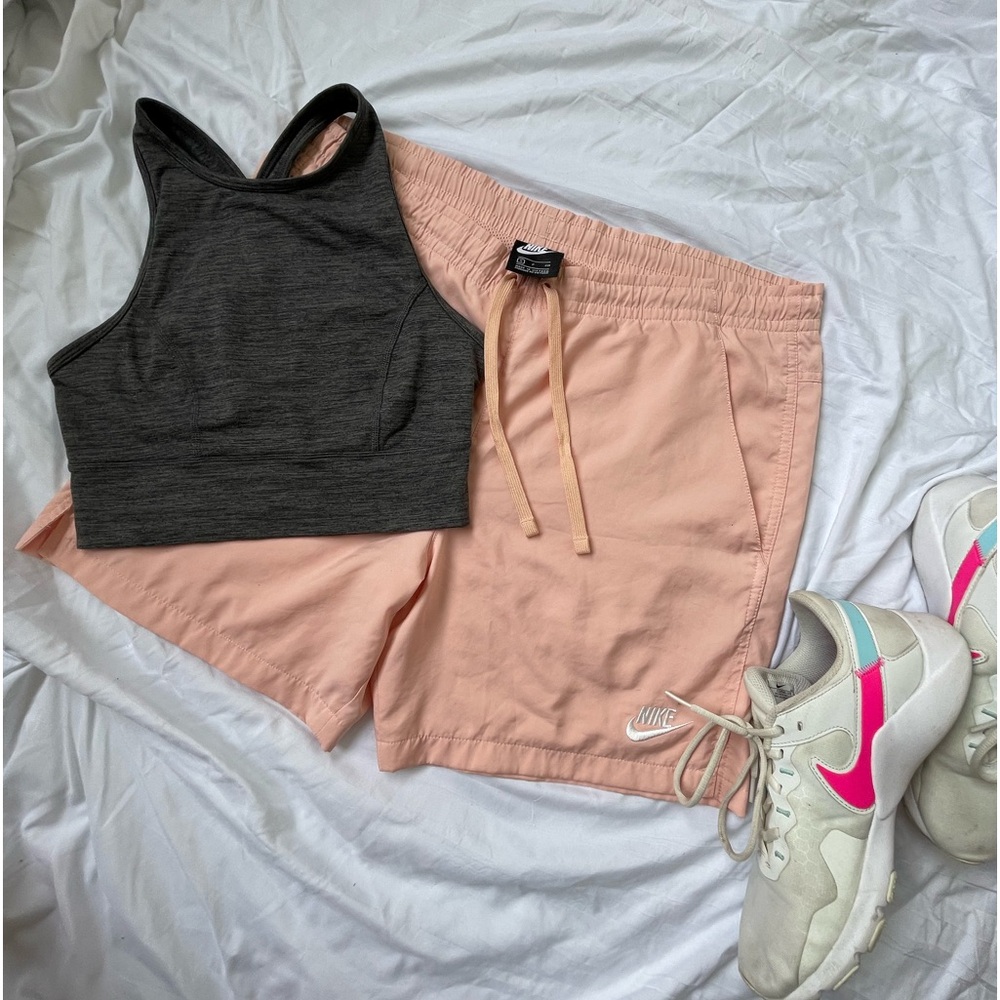 Nike Peach Pink Baggy Workout Athletic Shorts